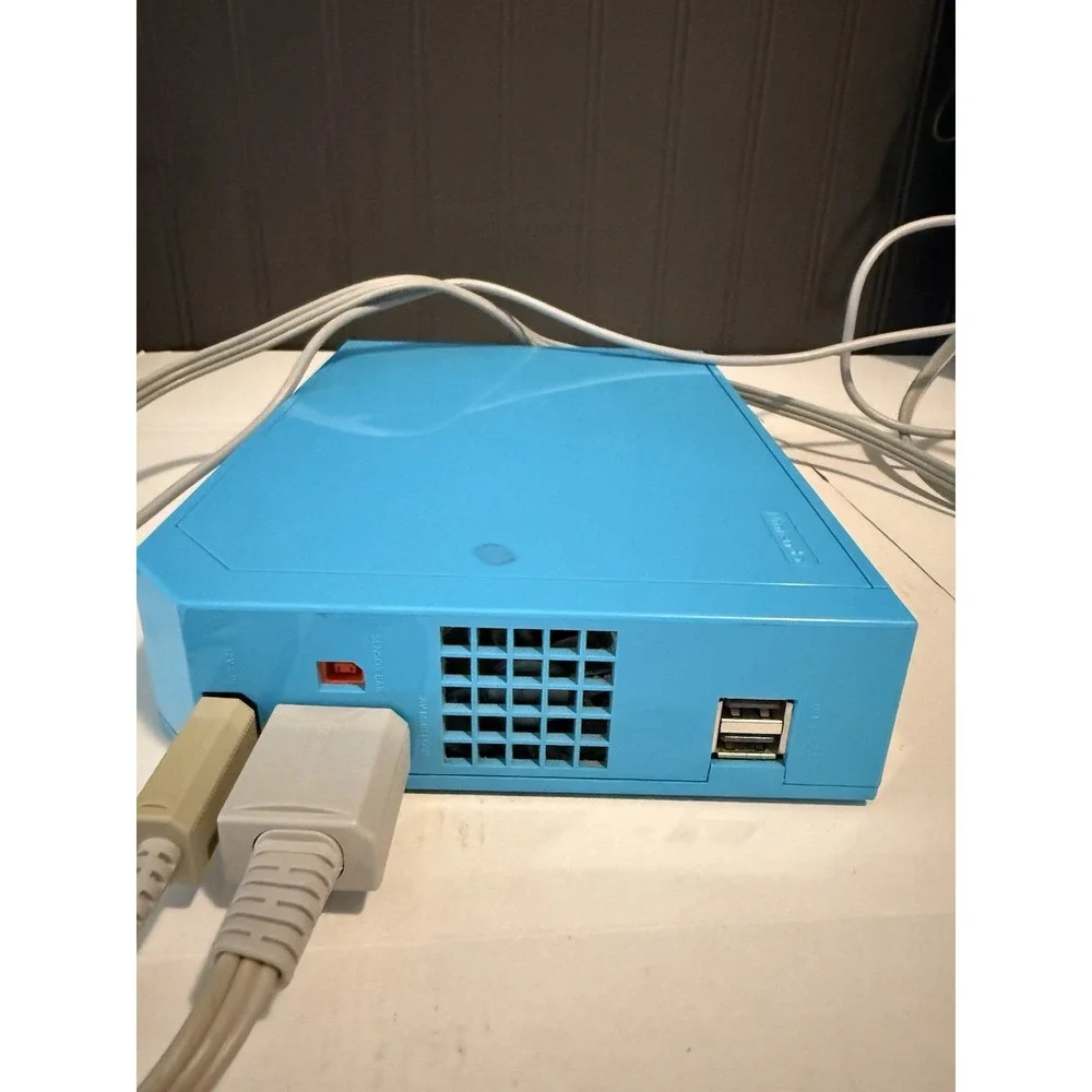 Nintendo Wii Video Game System Console Bundle Rvl-101 Blue Turns On. No Remote